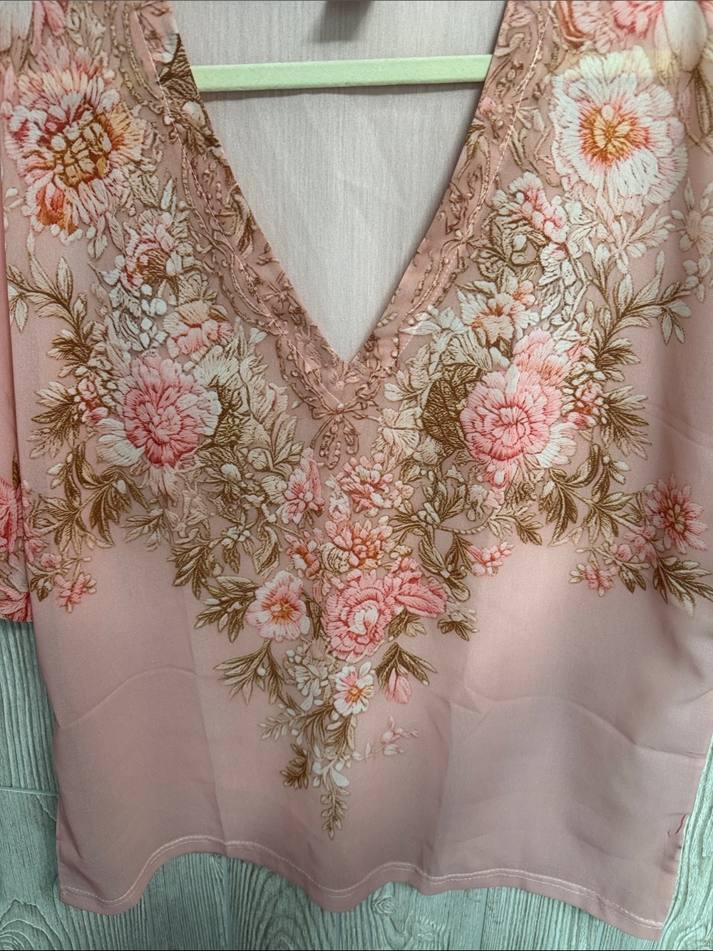 Women's Pink Floral V-Neck Blouse with Embroidered Detail - Picture 5 of 6